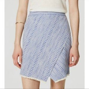 LOFT Women's Blue and White Fringe Tweed Wrap Skirt Size 0
